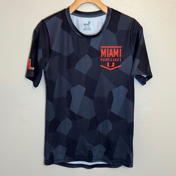 UNIVERSITY of Miami Hurricanes Boys Tee Shirt - Picture 1 of 7